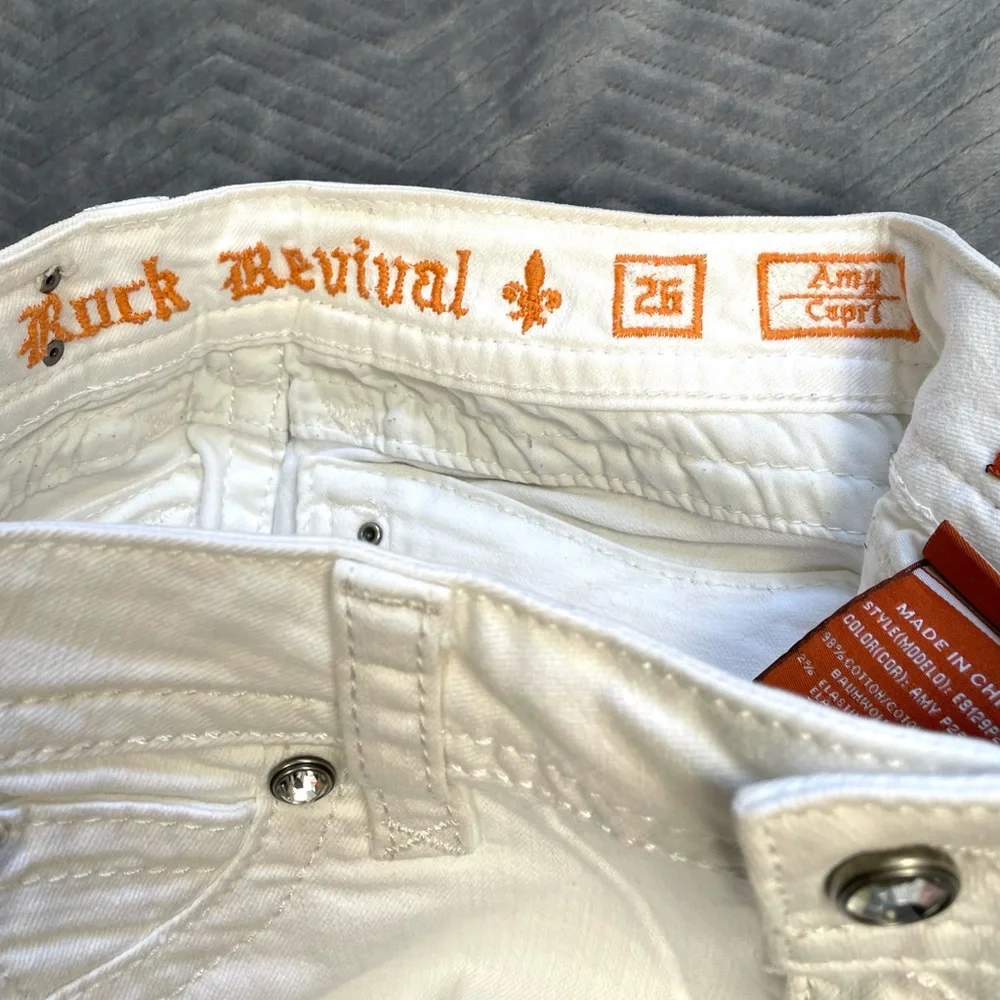 Women’s Rock Revival Amy‎ Capri Jeans White 26